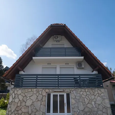 Holiday home Mak *